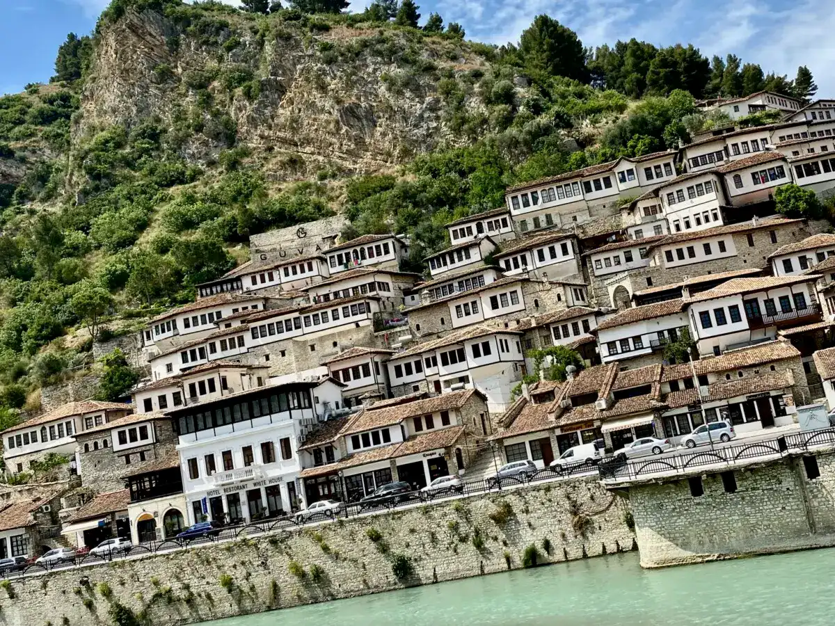 berat-mesto UNESCO a tisice oken