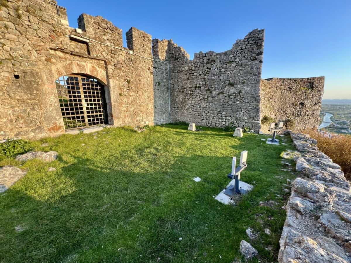 Lezhë hrad11