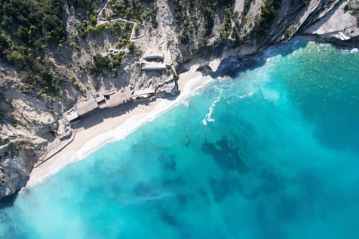 pellumbave beach