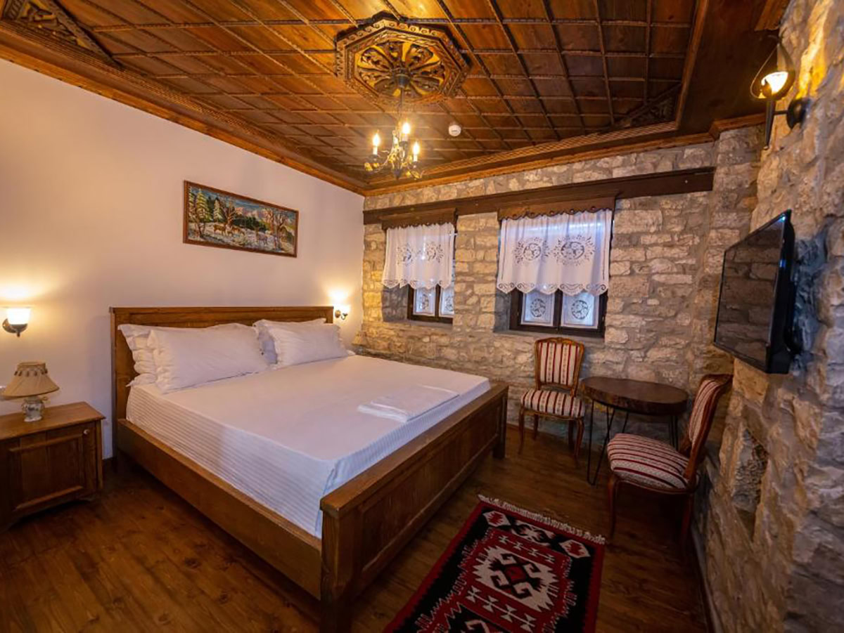 castle hotel berat